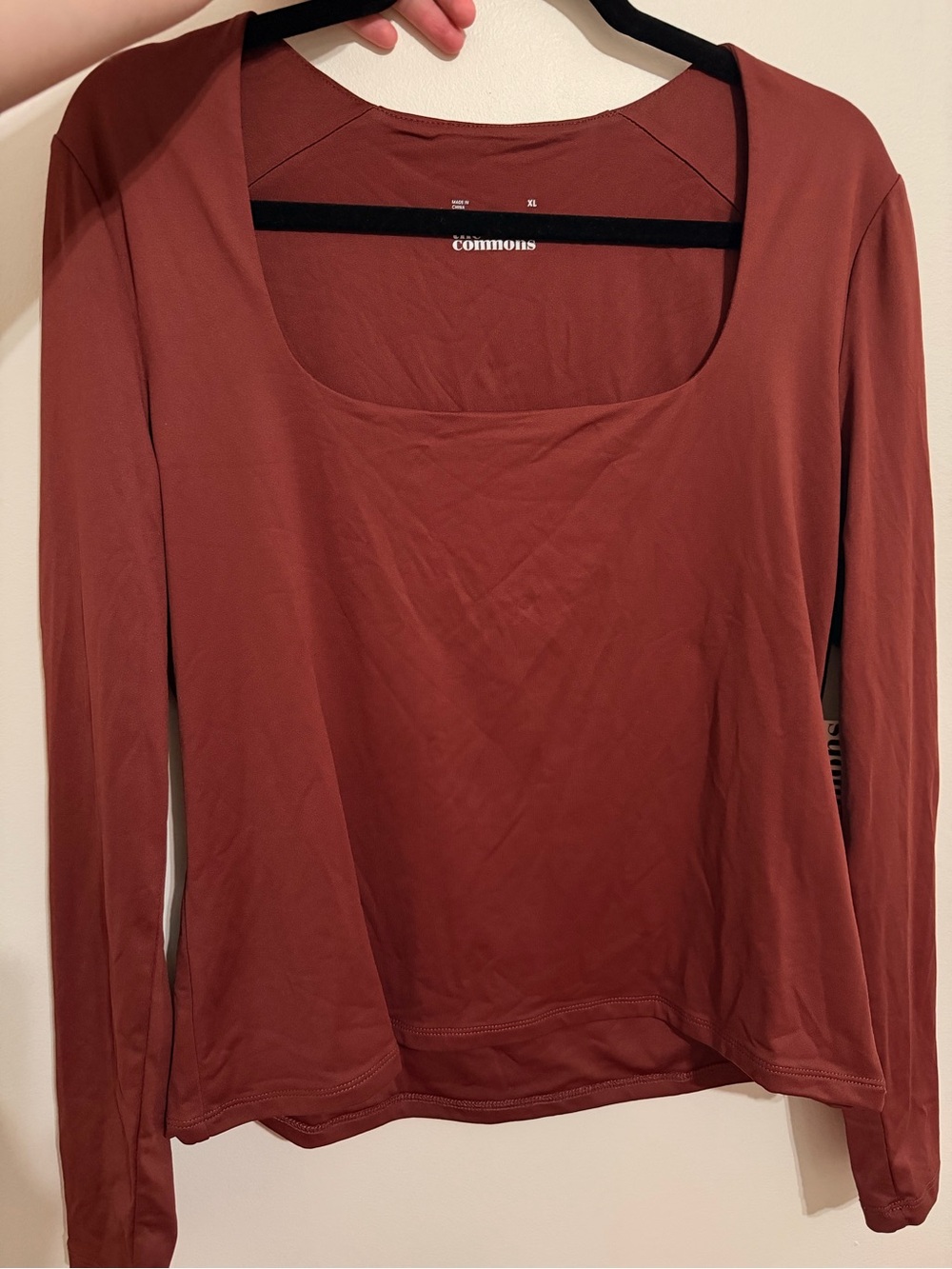 Commons Scoop Neck Long Sleeve Top -